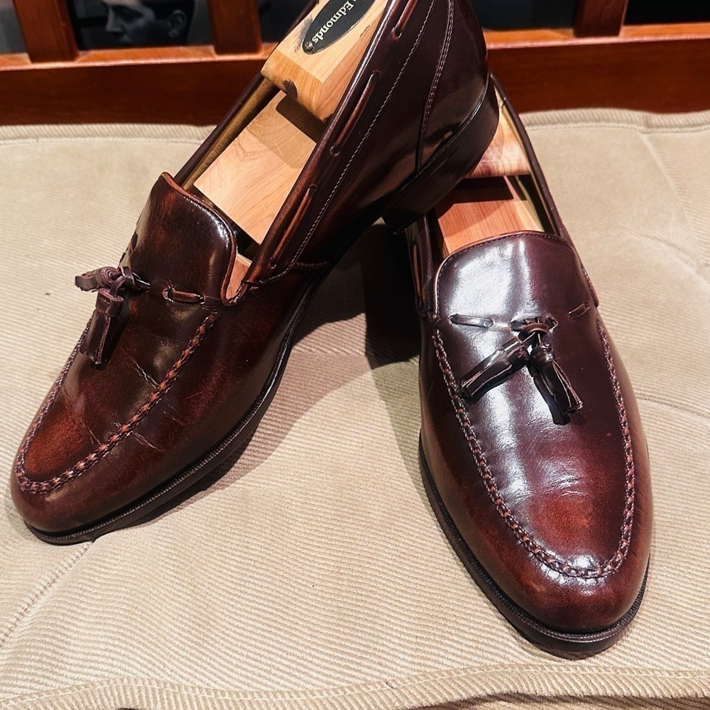 Jarman Tassel Burgundy Loafers. - Picture 2 of 14